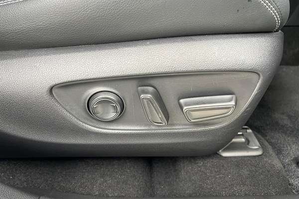 2023 Toyota RAV4 Cruiser AXAH54R