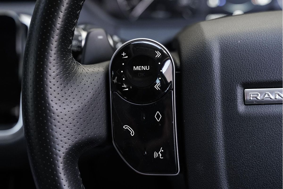 2018 Land Rover Range Rover Velar P250 L560