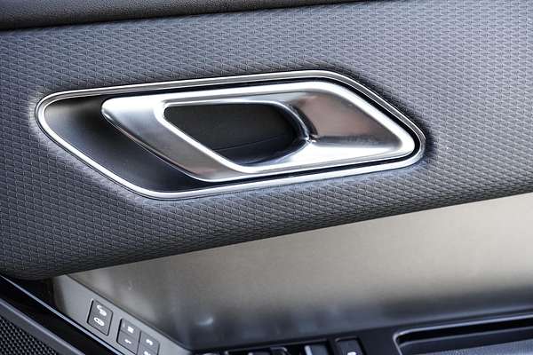 2018 Land Rover Range Rover Velar P250 L560