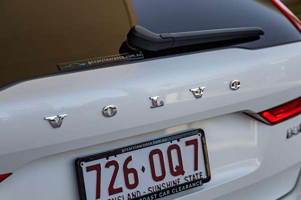 2024 Volvo XC60 Plus B5