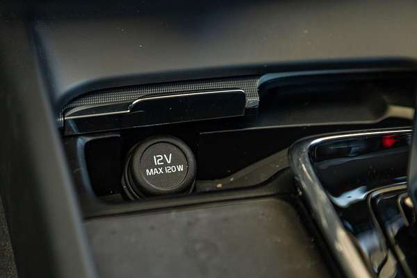 2024 Volvo XC60 Plus B5