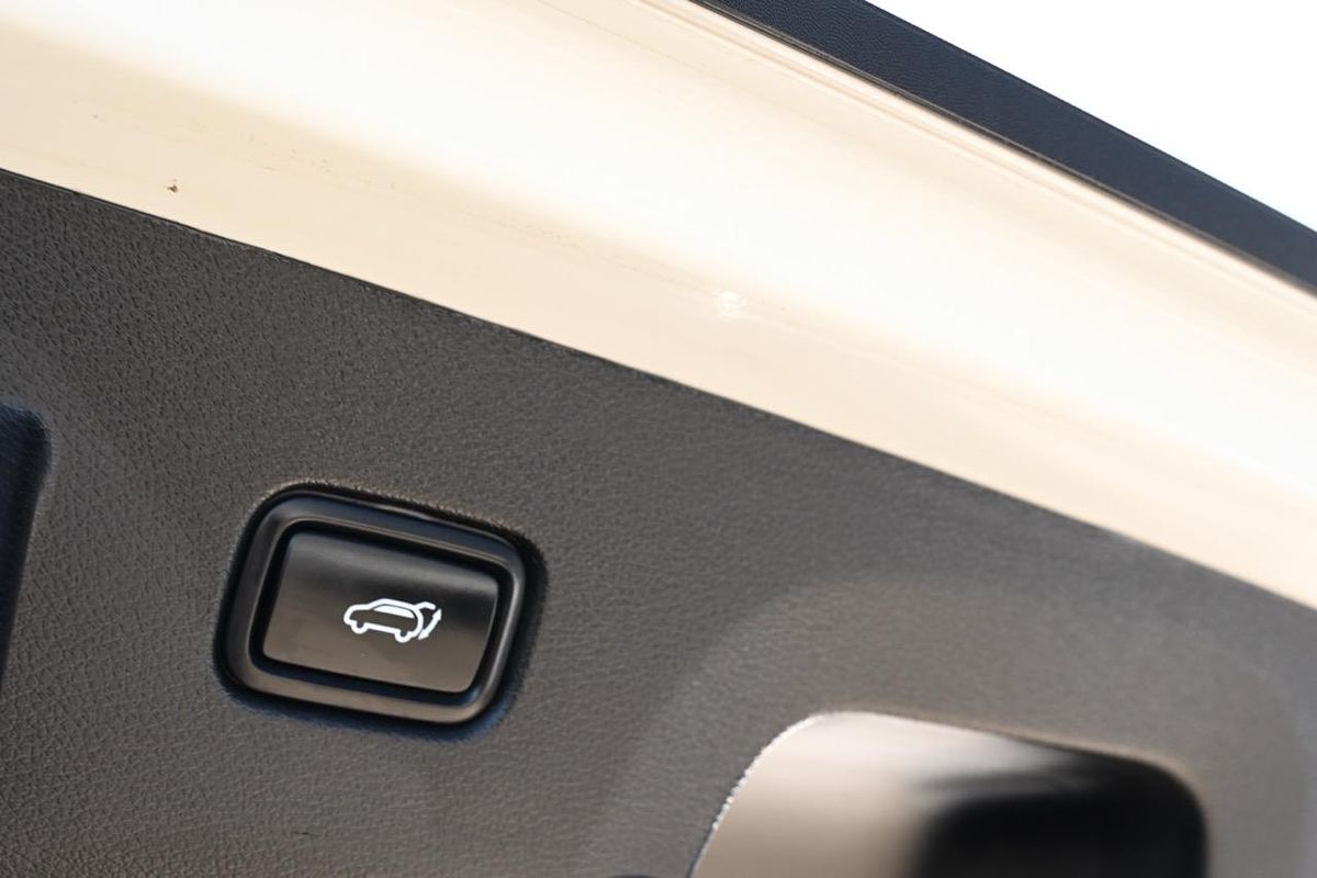 2022 Kia Sportage SX+ NQ5