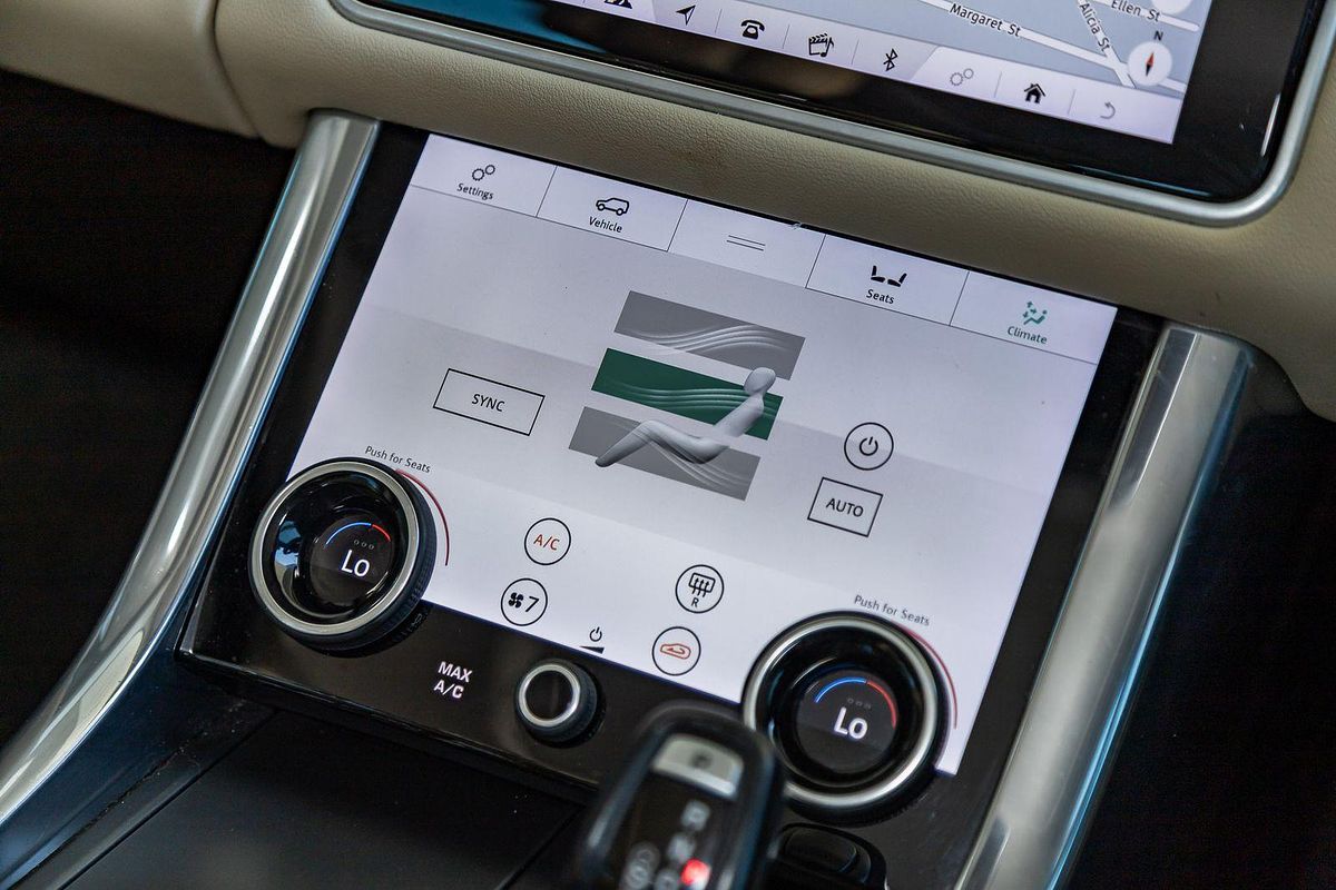 2018 Land Rover Range Rover Sport SDV6 SE L494