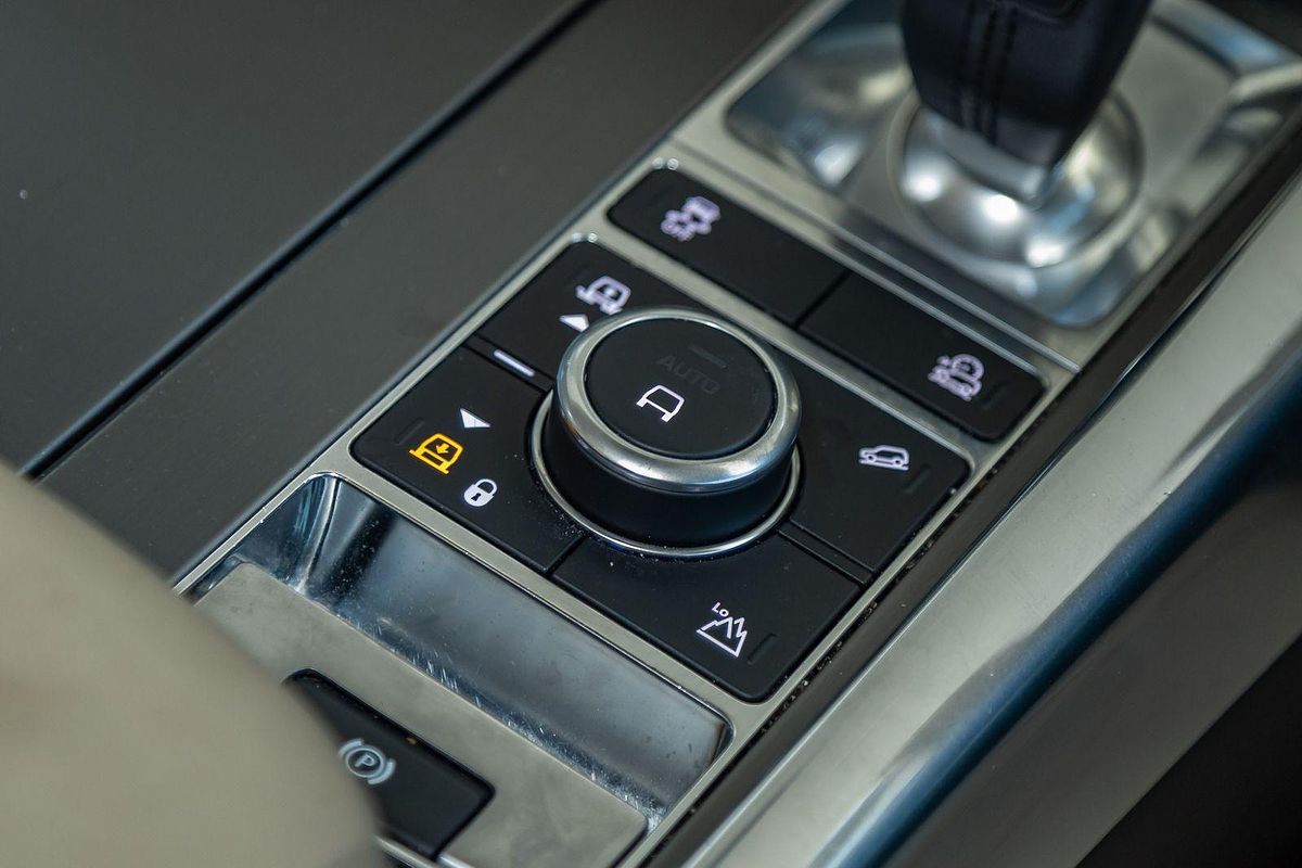 2018 Land Rover Range Rover Sport SDV6 SE L494