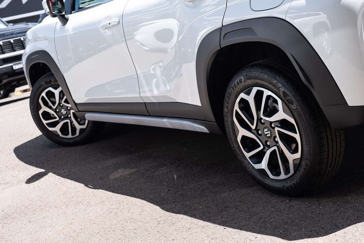 2025 Suzuki Fronx Hybrid KW