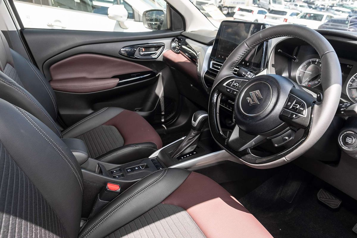 2025 Suzuki Fronx Hybrid KW