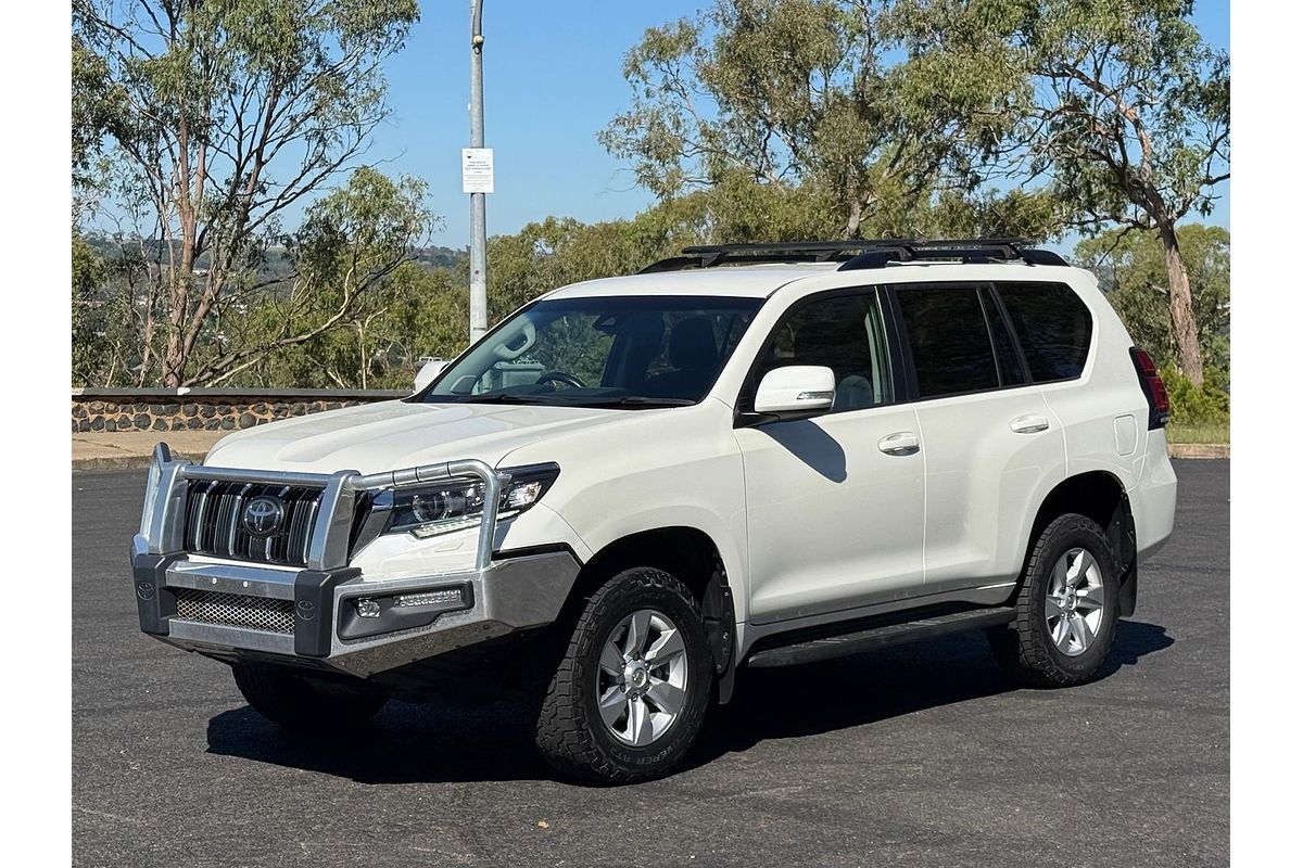 2018 Toyota Landcruiser GXL VDJ200R