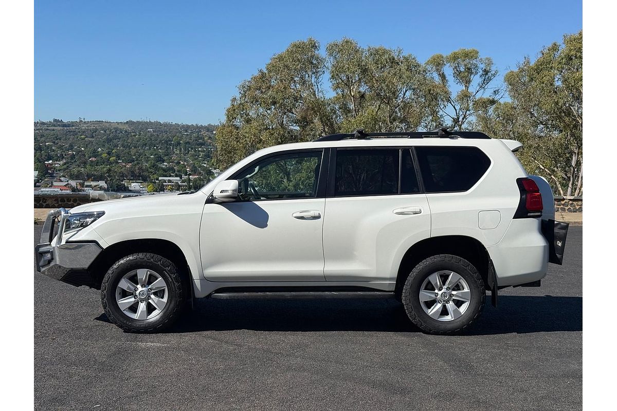 2018 Toyota Landcruiser GXL VDJ200R