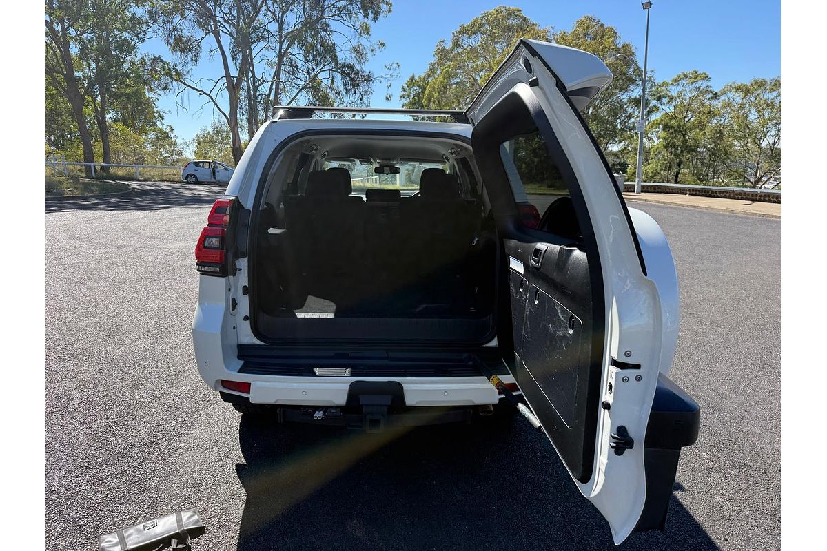 2018 Toyota Landcruiser GXL VDJ200R