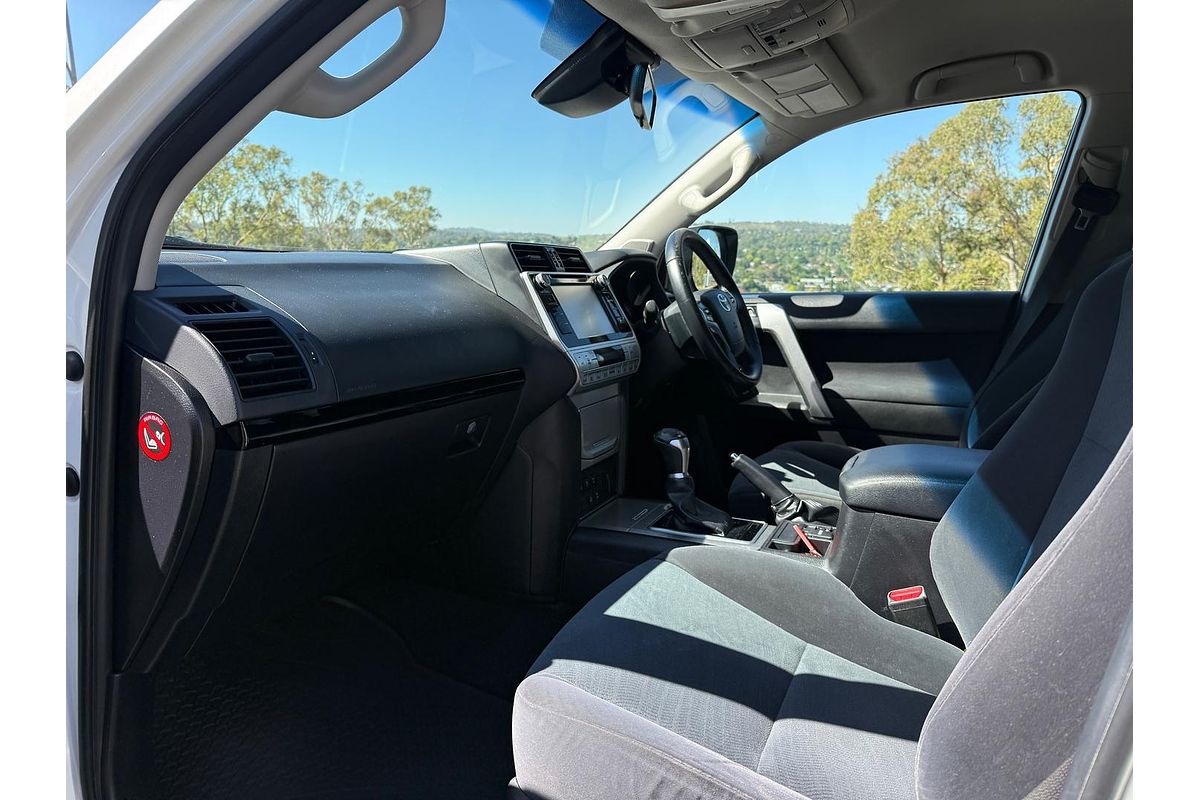 2018 Toyota Landcruiser GXL VDJ200R