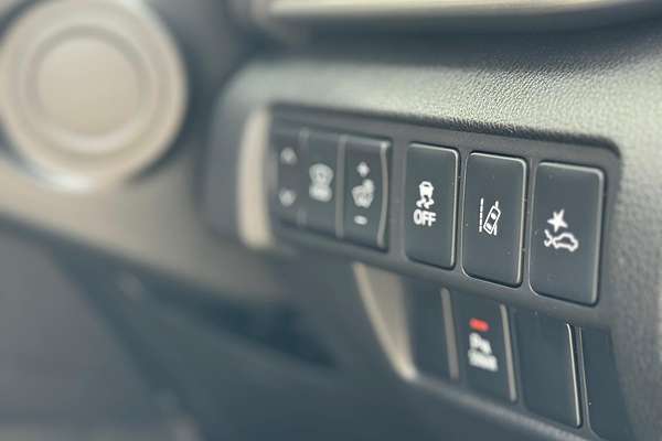 2018 Mitsubishi Eclipse Cross Exceed YA