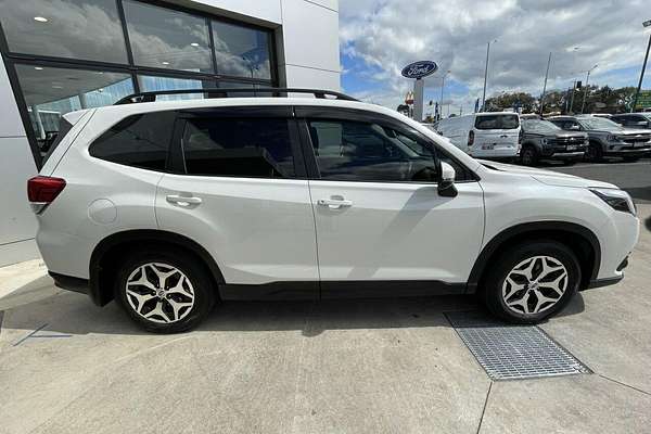 2021 Subaru Forester 2.5i S5