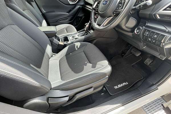 2021 Subaru Forester 2.5i S5