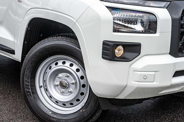 2025 Mitsubishi Triton GLX MV