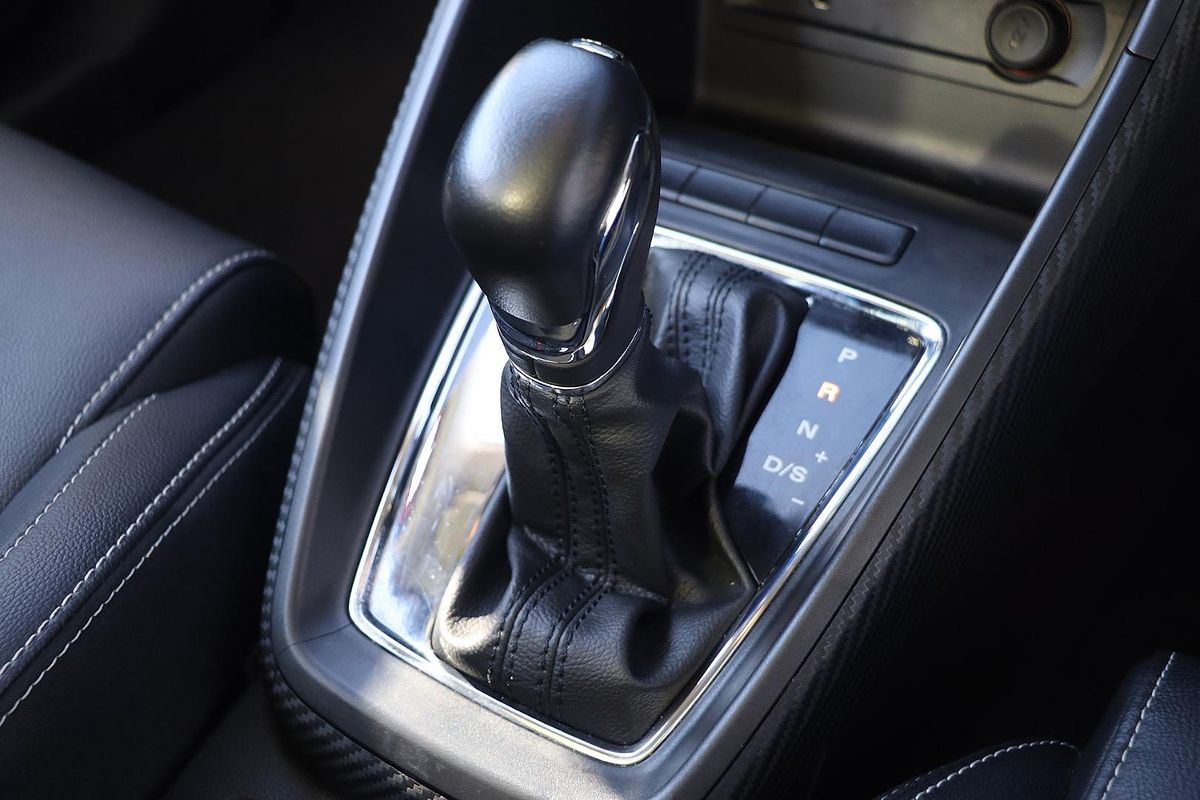 2021 MG ZS Essence AZS1