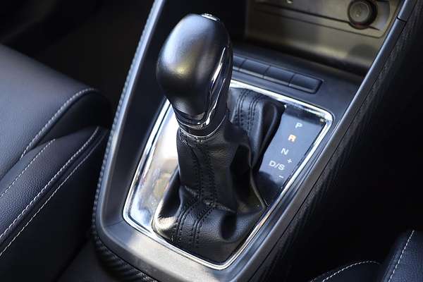 2021 MG ZS Essence AZS1