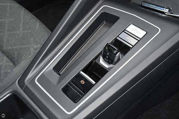 2021 Volkswagen Golf 110TSI Life 8