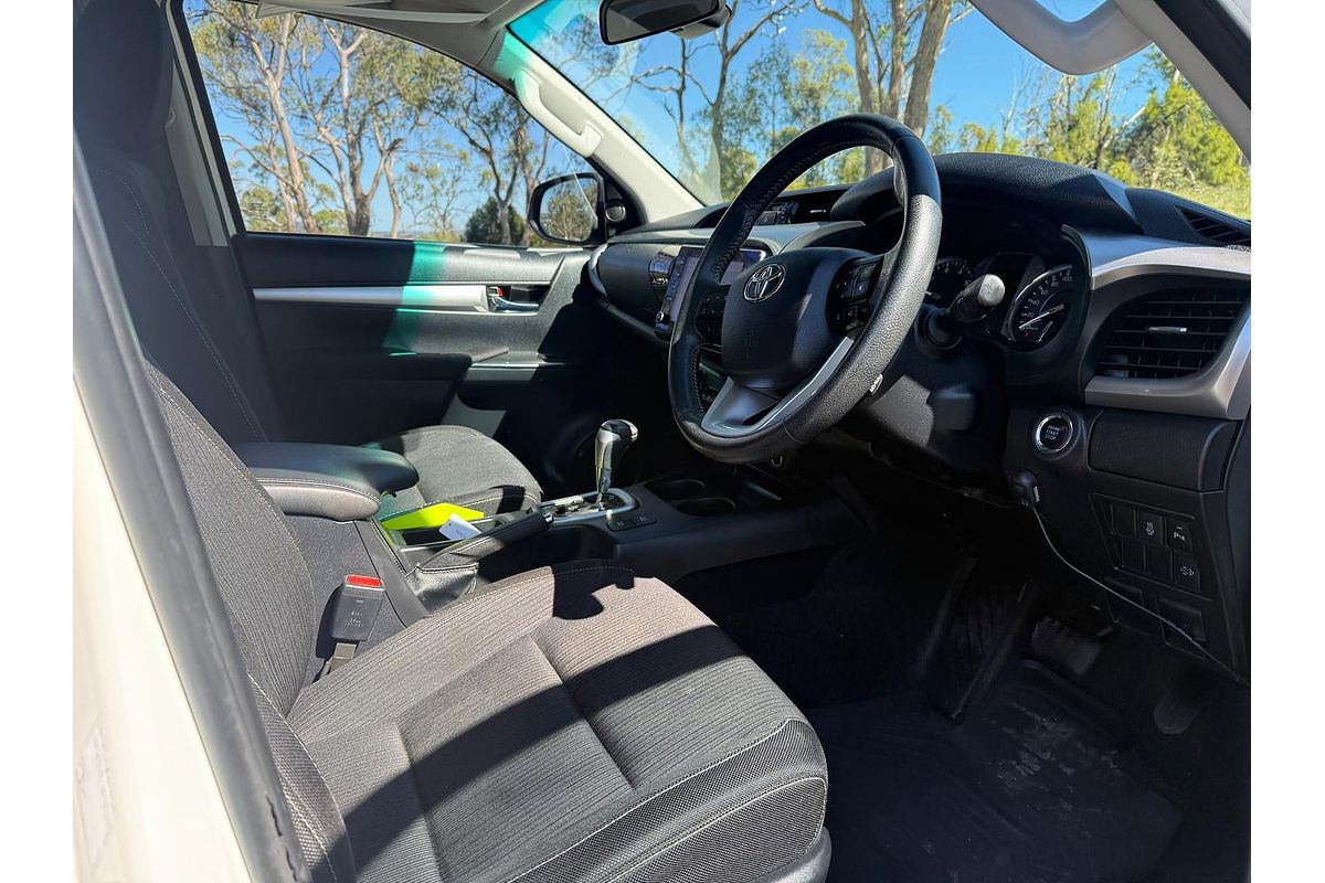 2020 Toyota Hilux SR5 GUN126R 4X4