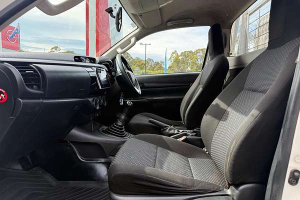 2016 Toyota Hilux Workmate GUN122R Rear Wheel Drive