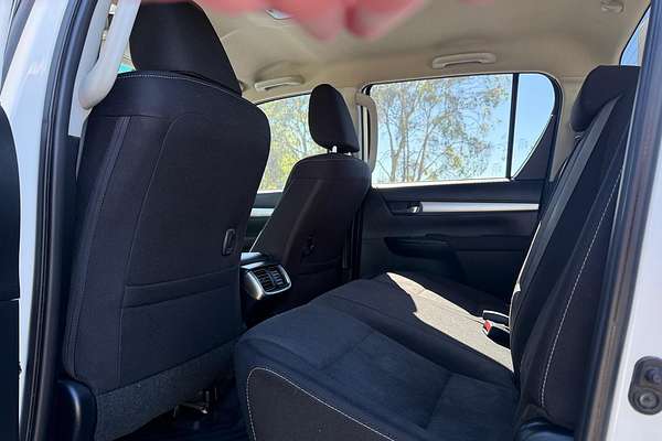 2020 Toyota Hilux SR5 GUN126R 4X4