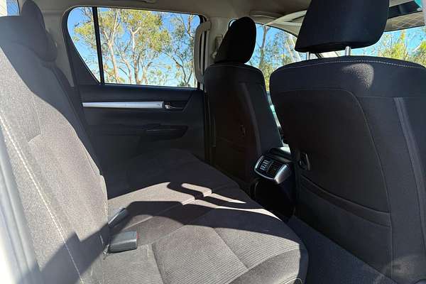 2020 Toyota Hilux SR5 GUN126R 4X4