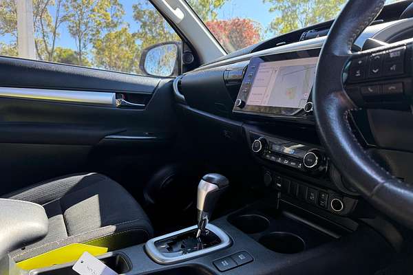 2020 Toyota Hilux SR5 GUN126R 4X4