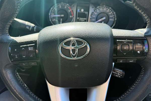 2020 Toyota Hilux SR5 GUN126R 4X4