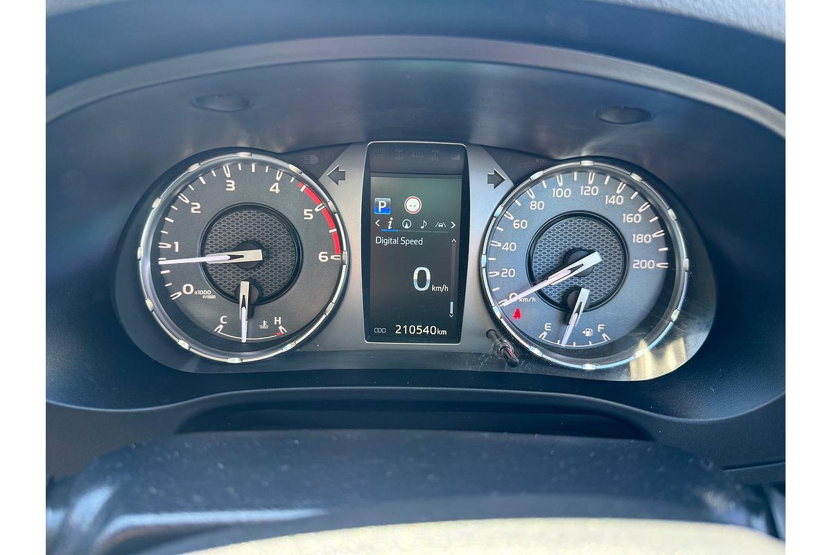 2020 Toyota Hilux SR5 GUN126R 4X4