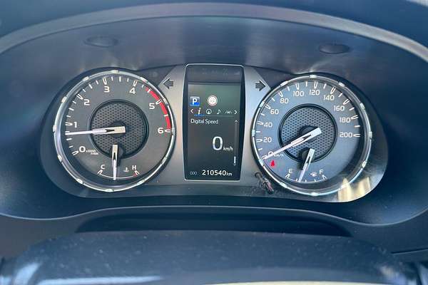 2020 Toyota Hilux SR5 GUN126R 4X4