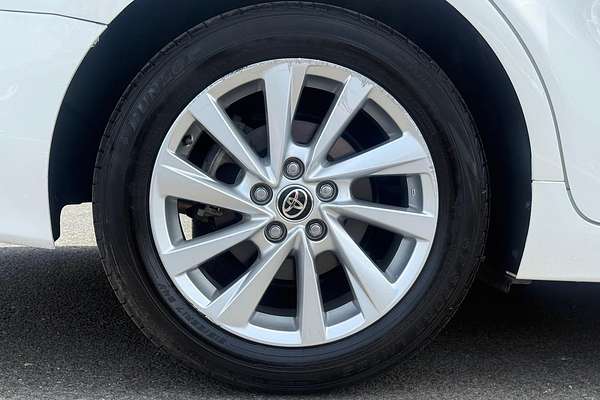 2022 Toyota Camry Ascent AXVH70R