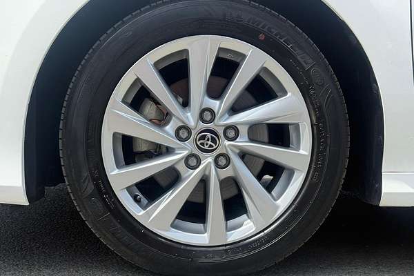 2022 Toyota Camry Ascent AXVH70R