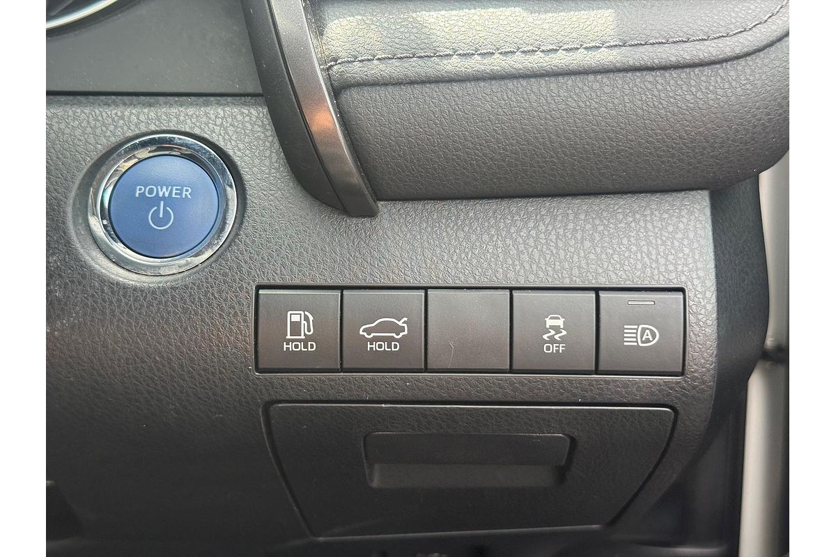 2022 Toyota Camry Ascent AXVH70R