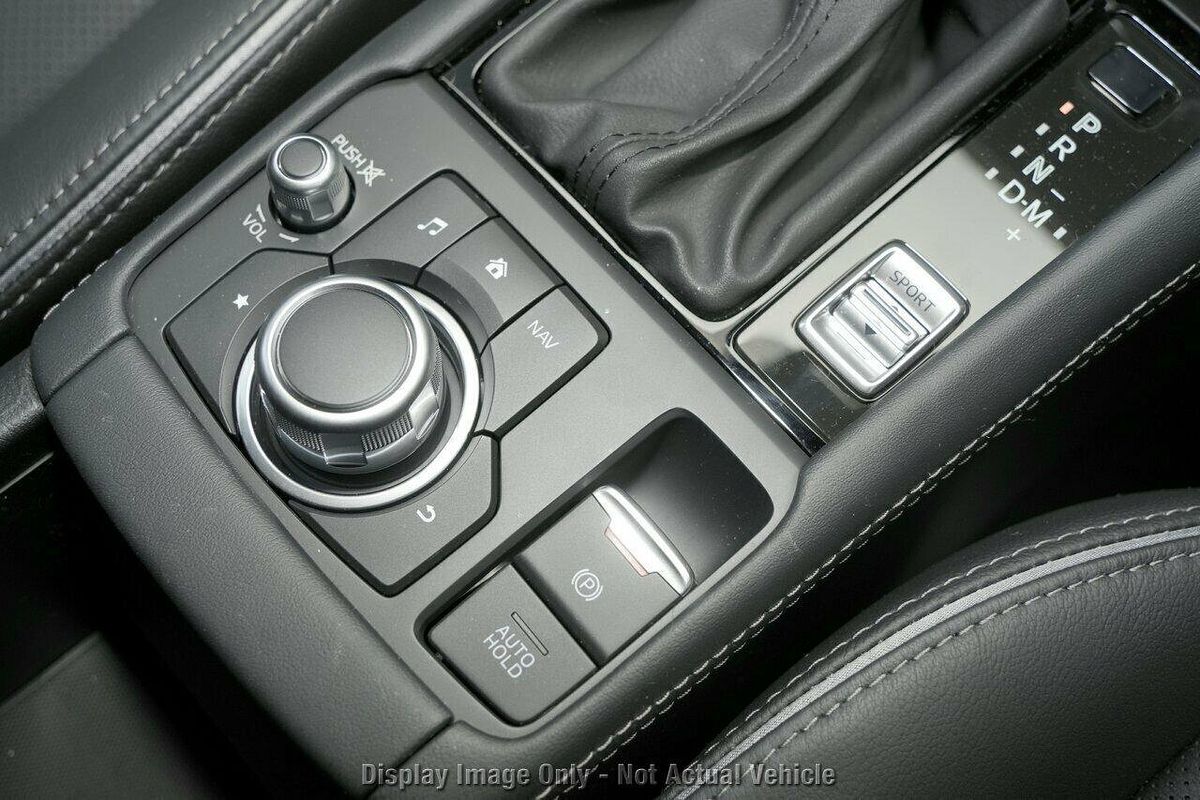 2025 Mazda CX-3 G20 Akari DK