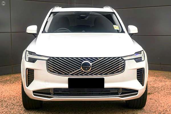 2025 Volvo XC90 Ultra B5 Bright