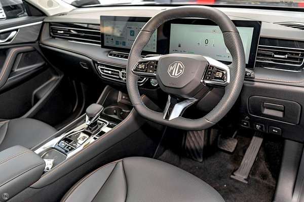 2025 MG HS Super Hybrid Essence AS33P