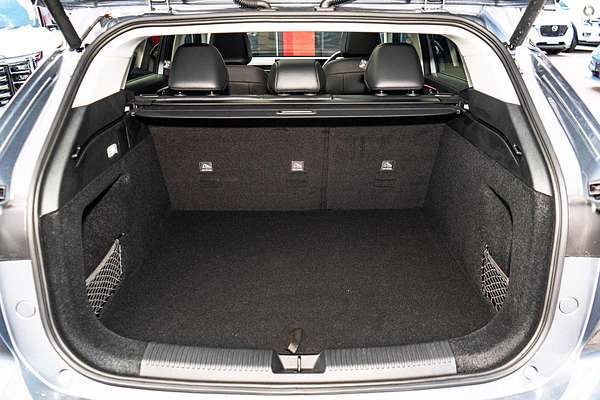 2025 MG HS Super Hybrid Essence AS33P