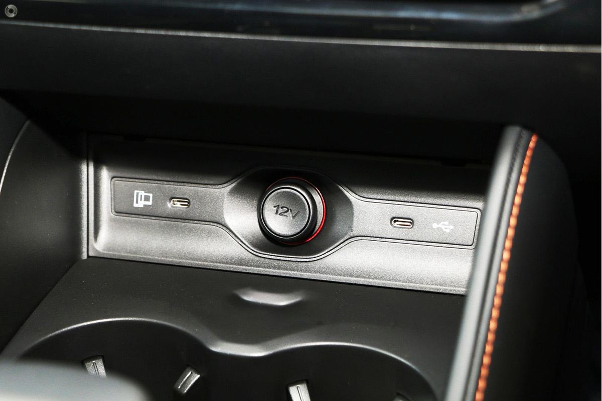 2025 MG HS Super Hybrid Essence AS33P