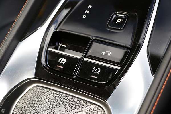 2025 MG HS Super Hybrid Essence AS33P