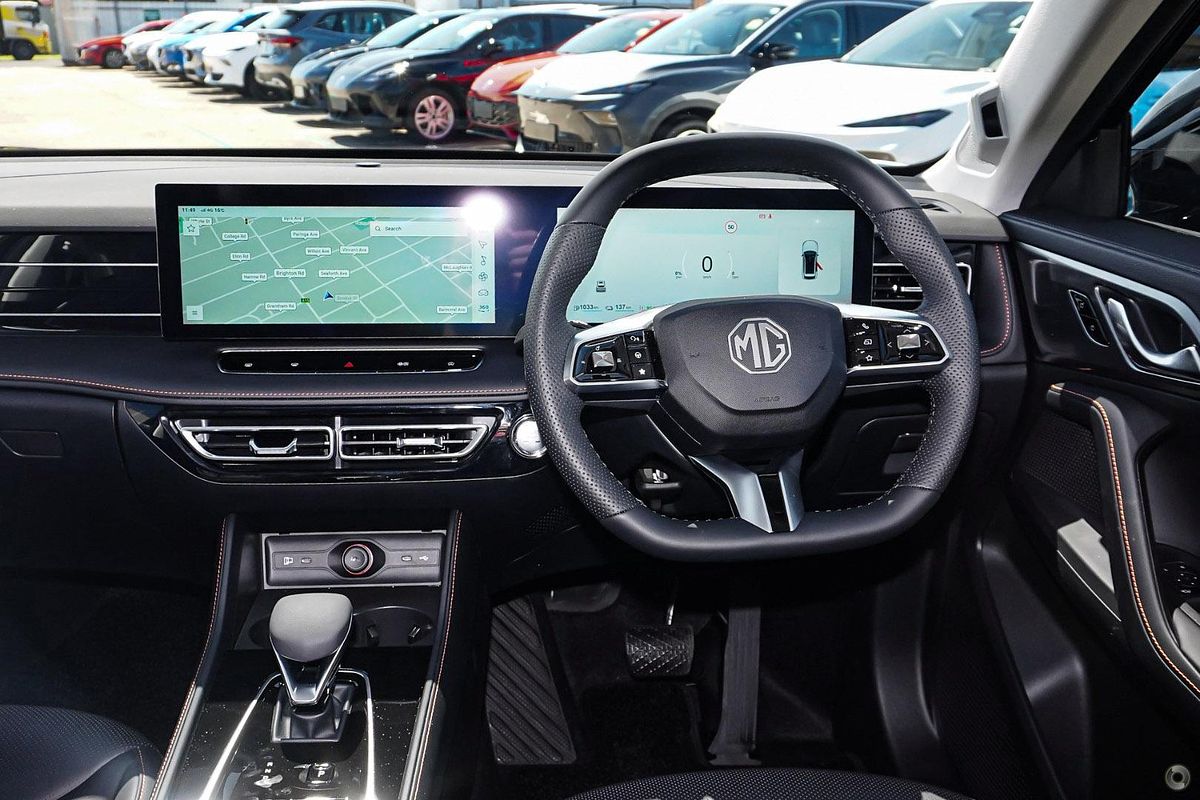 2025 MG HS Super Hybrid Essence AS33P