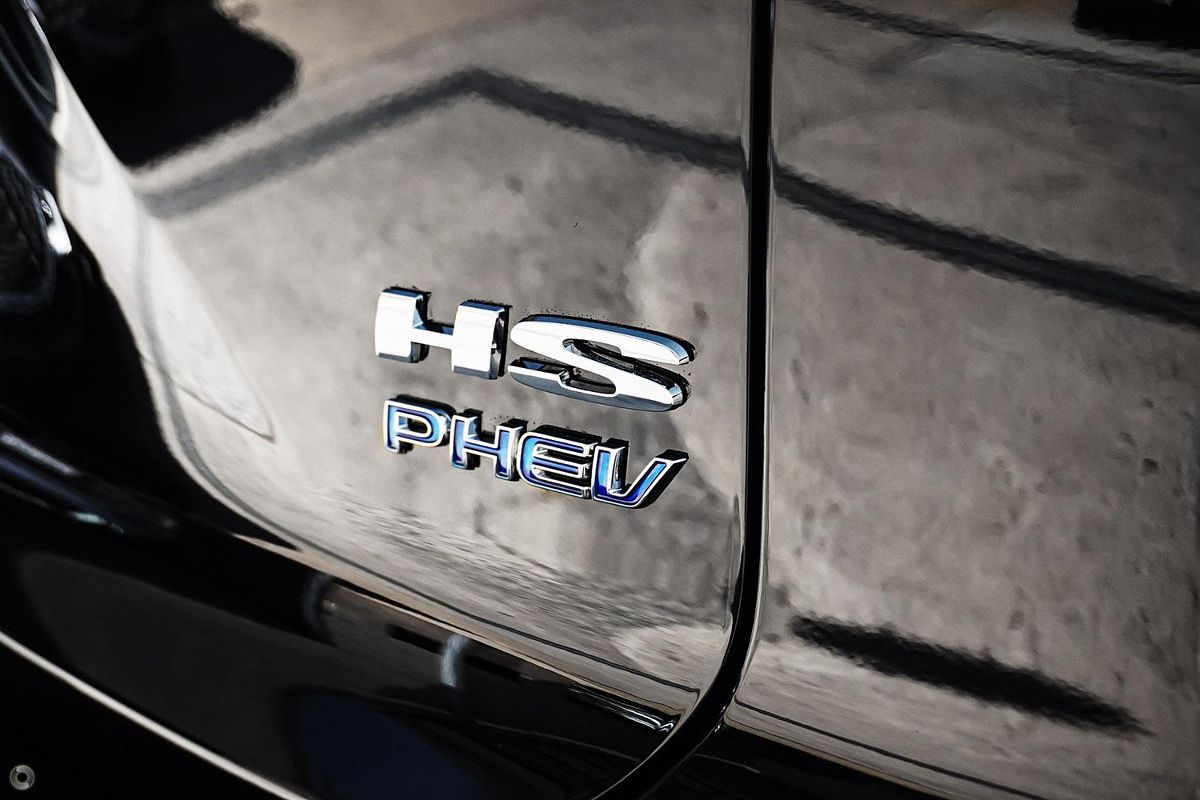 2025 MG HS Super Hybrid Essence AS33P