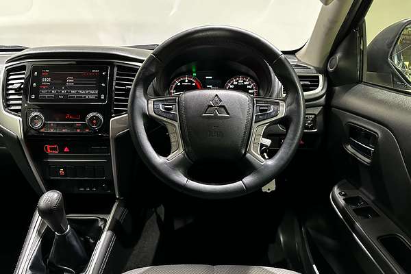 2020 Mitsubishi Triton GLX-R MR 4X4