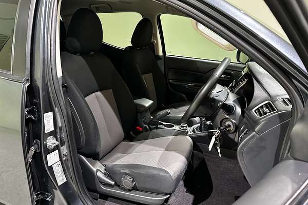 2020 Mitsubishi Triton GLX-R MR 4X4