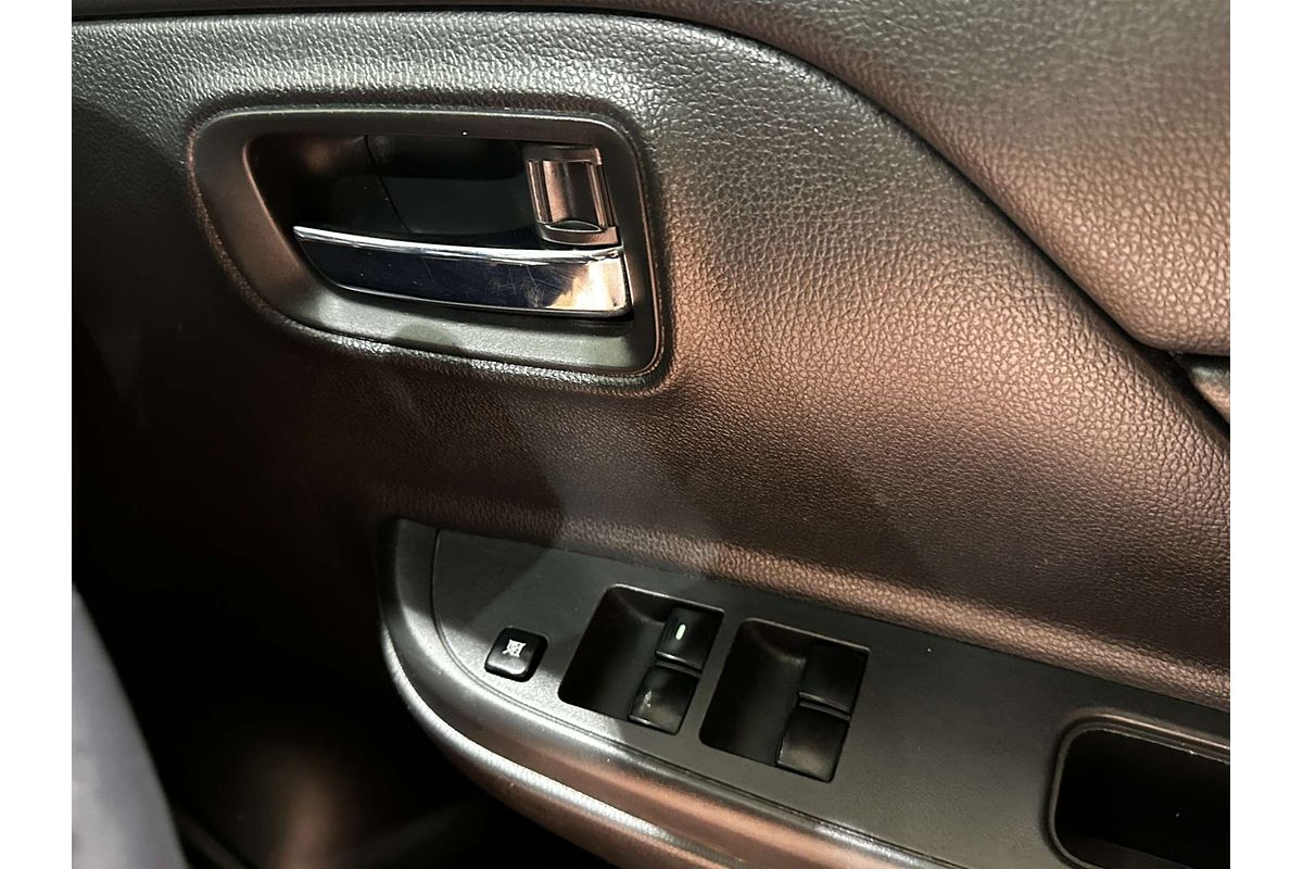 2020 Mitsubishi Triton GLX-R MR 4X4