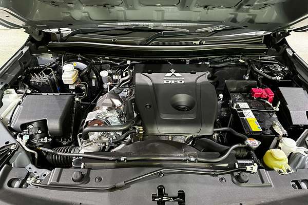 2020 Mitsubishi Triton GLX-R MR 4X4