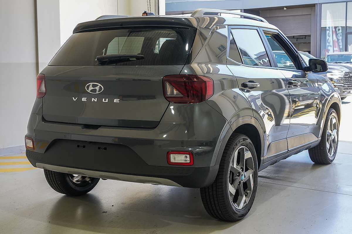 2025 Hyundai Venue Elite QX.V5