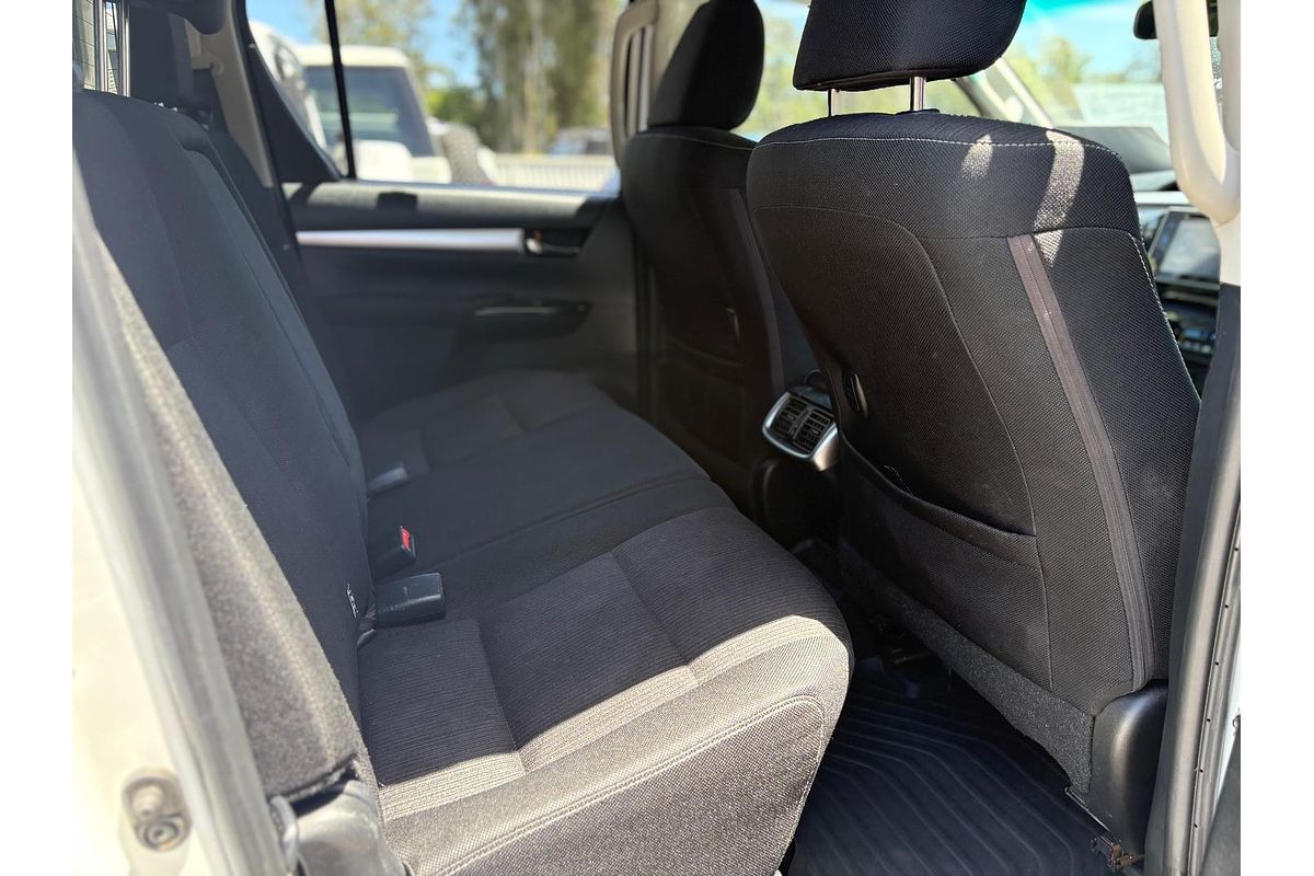 2018 Toyota Hilux SR5 GUN126R 4X4