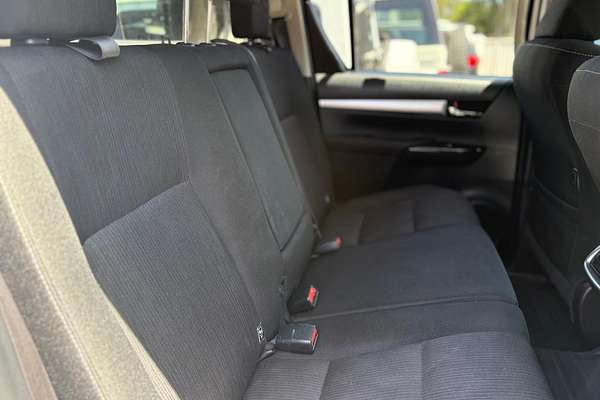 2018 Toyota Hilux SR5 GUN126R 4X4