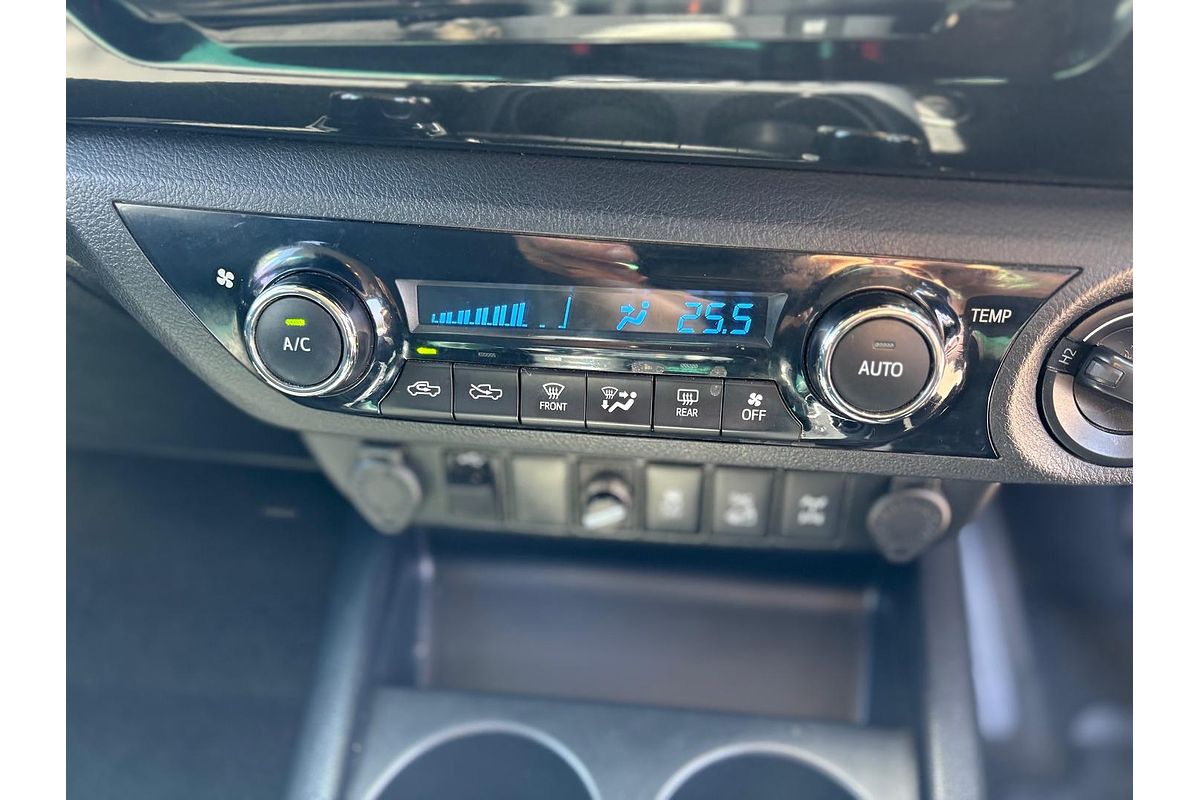 2018 Toyota Hilux SR5 GUN126R 4X4