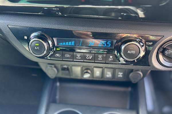 2018 Toyota Hilux SR5 GUN126R 4X4