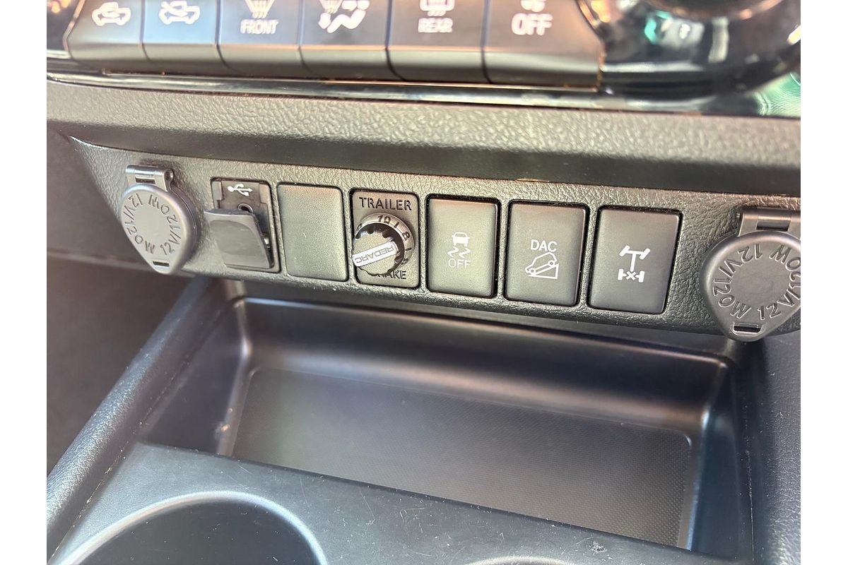 2018 Toyota Hilux SR5 GUN126R 4X4